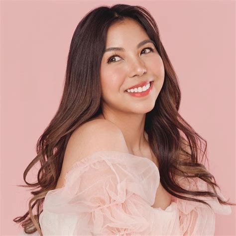 Nicole Caluag .